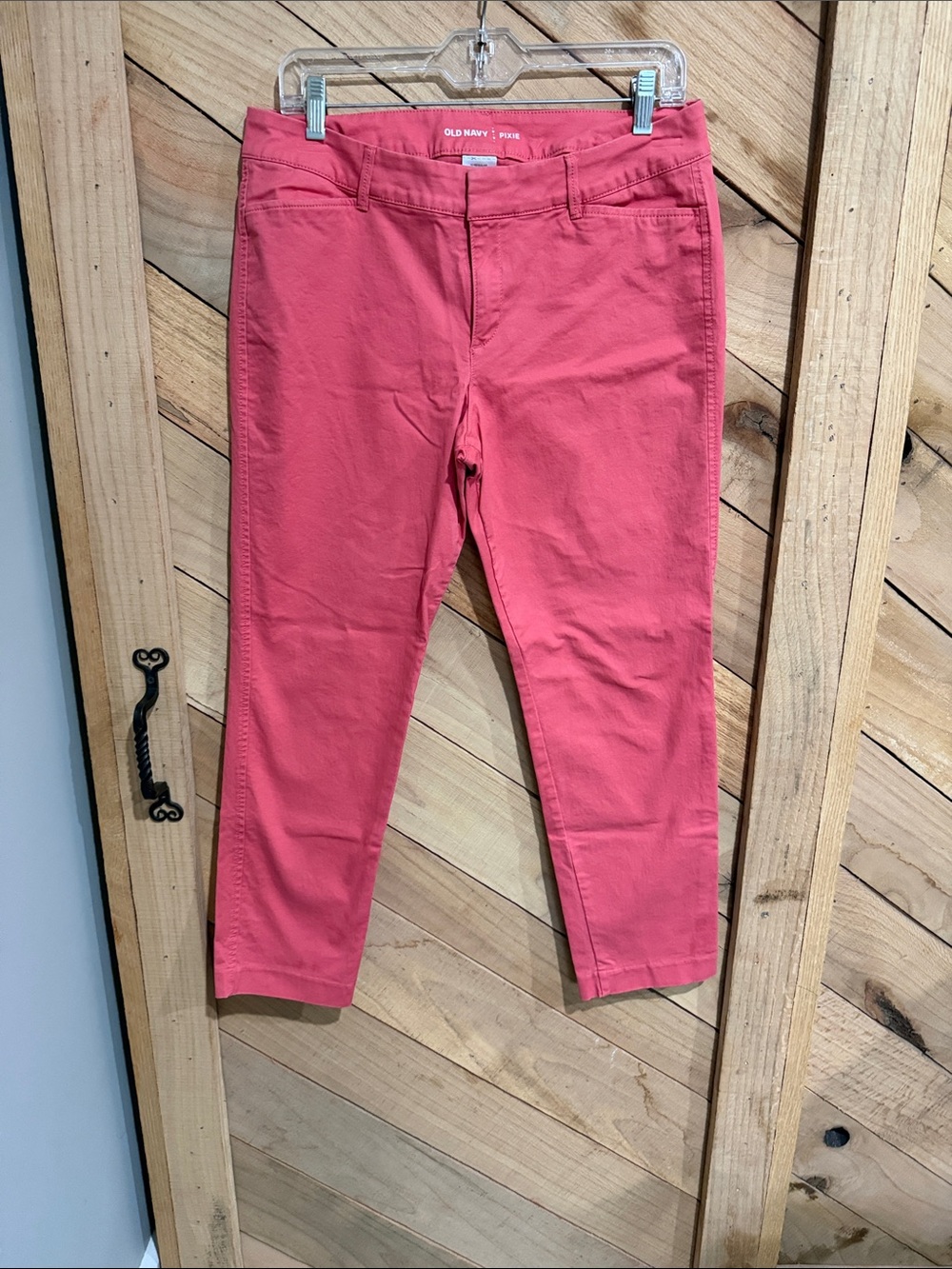 Old Navy Coral Pink women’s Stretch Crop Pants